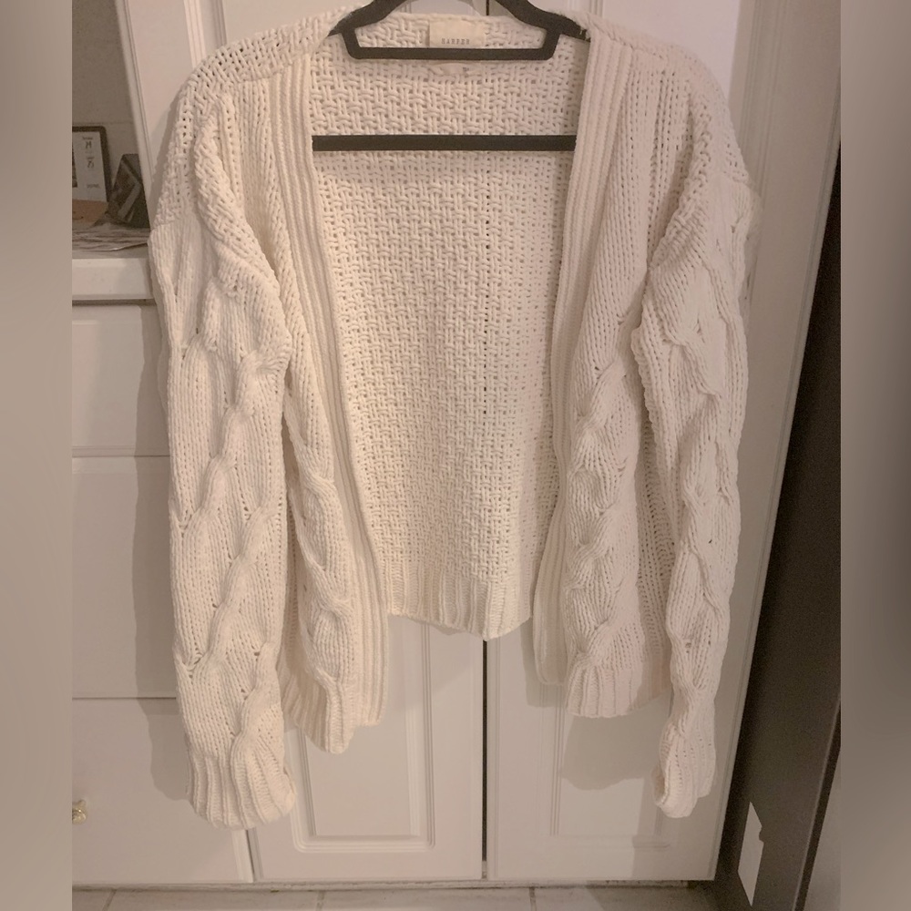White/Cream Knit Sweater. Size L. Never worn
